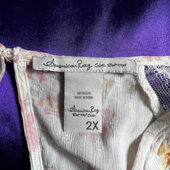 πAmerican Rag Romantic Country Style Blouse with Lace on the Shoulder - Picture 14 of 15